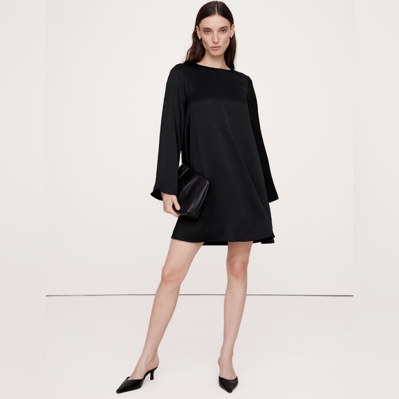 NWT! Banana Republic Black Italian Satin Mini Dress - Size Large Petite ONLY 🦦 - Picture 1 of 7